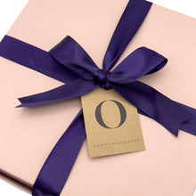 Load image into Gallery viewer, Bramble Cocktail Gift Box