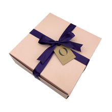 Load image into Gallery viewer, Bramble Cocktail Gift Box